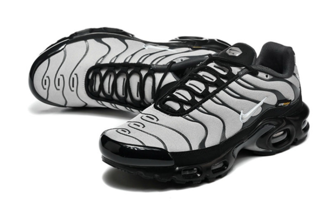Nike Air Max Tuned 1 – Image 3