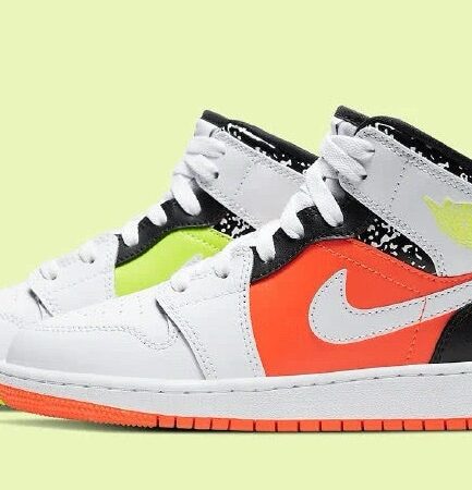 2020Air Jordan 1 Mid GS 'Notebook'