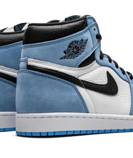Air Jordan 1 Retro High OG University Blue