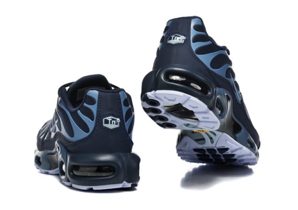 Nike Air Max Tuned 1 – Image 2