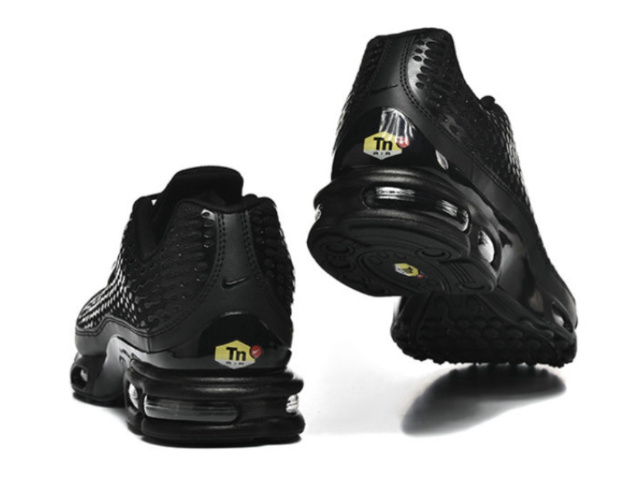 Nike Air Max Tuned 1 – Image 2