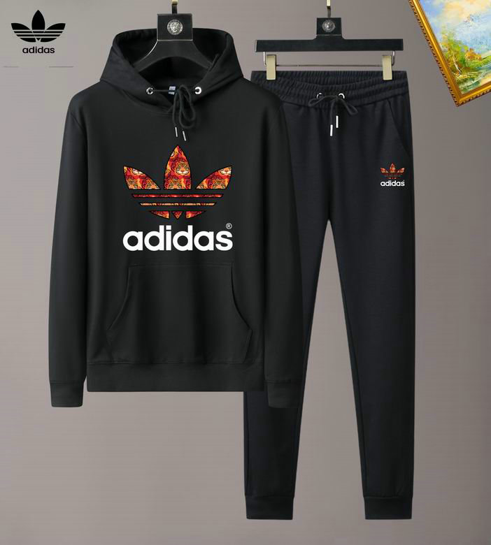 UN SWEAT-SHIRT À CAPUCHE AU STYLE 100% ADIDAS.