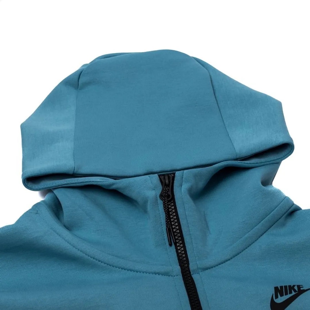 survêtement Nike TECH FLEECE - Réf. CU4495-494. Couleur : Bleu ciel. Détails. - Taille élastique – Image 2