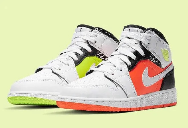 2020Air Jordan 1 Mid GS 'Notebook' – Image 3